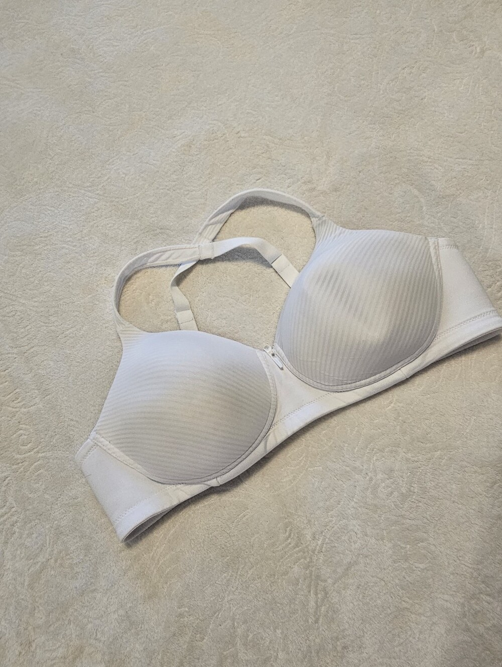 Vanity Fair Radiant Wireless Full Coverage Bra 40B White Striped Style 72389